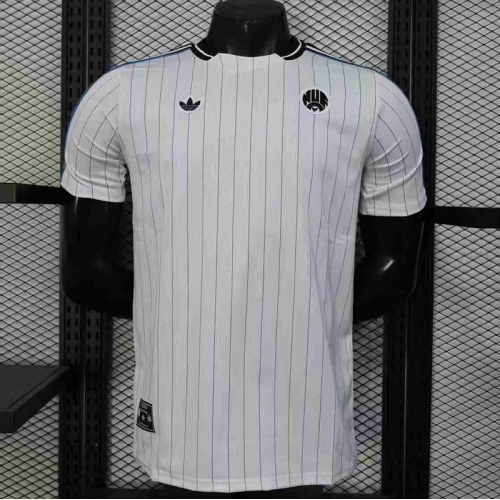 25/26 Newcastle Retro Edition White Player Version Soccer Jersey