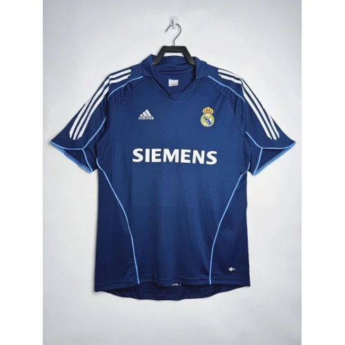 2005/2006 Retro Real Madrid Away Football Shirt