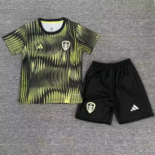 25/26 Leeds United Gradient Color Kids Training Shirts