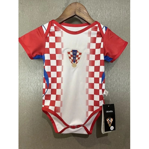 26/27 Croatia Home Baby Infant Crawl Suit