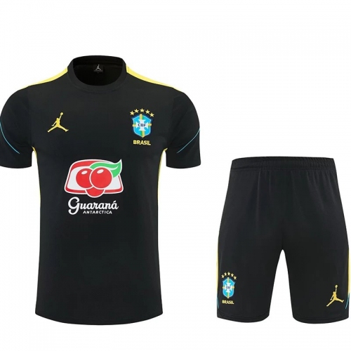 26/27 Brazil Black Training Short Suit