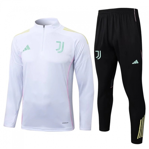 25/26 JUV White Half Pull Tracksuit #B2561 (绿色队标、半拉链)