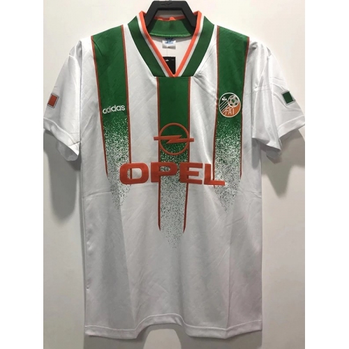 1994 Ireland Away Retro Soccer Jersey(胸前带广告）