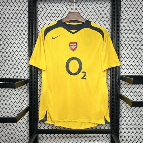 2005/2006 Retro Arsenal Away Football Shirt