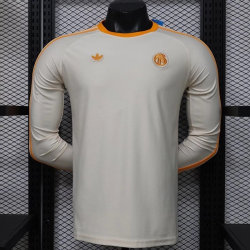 26/27 Bayern Beige White Player Version Long Sleeve Retro Soccer Jersey