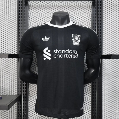 2025/2026 Player Version Liverpool Goalkeeper Black Soccer Jersey