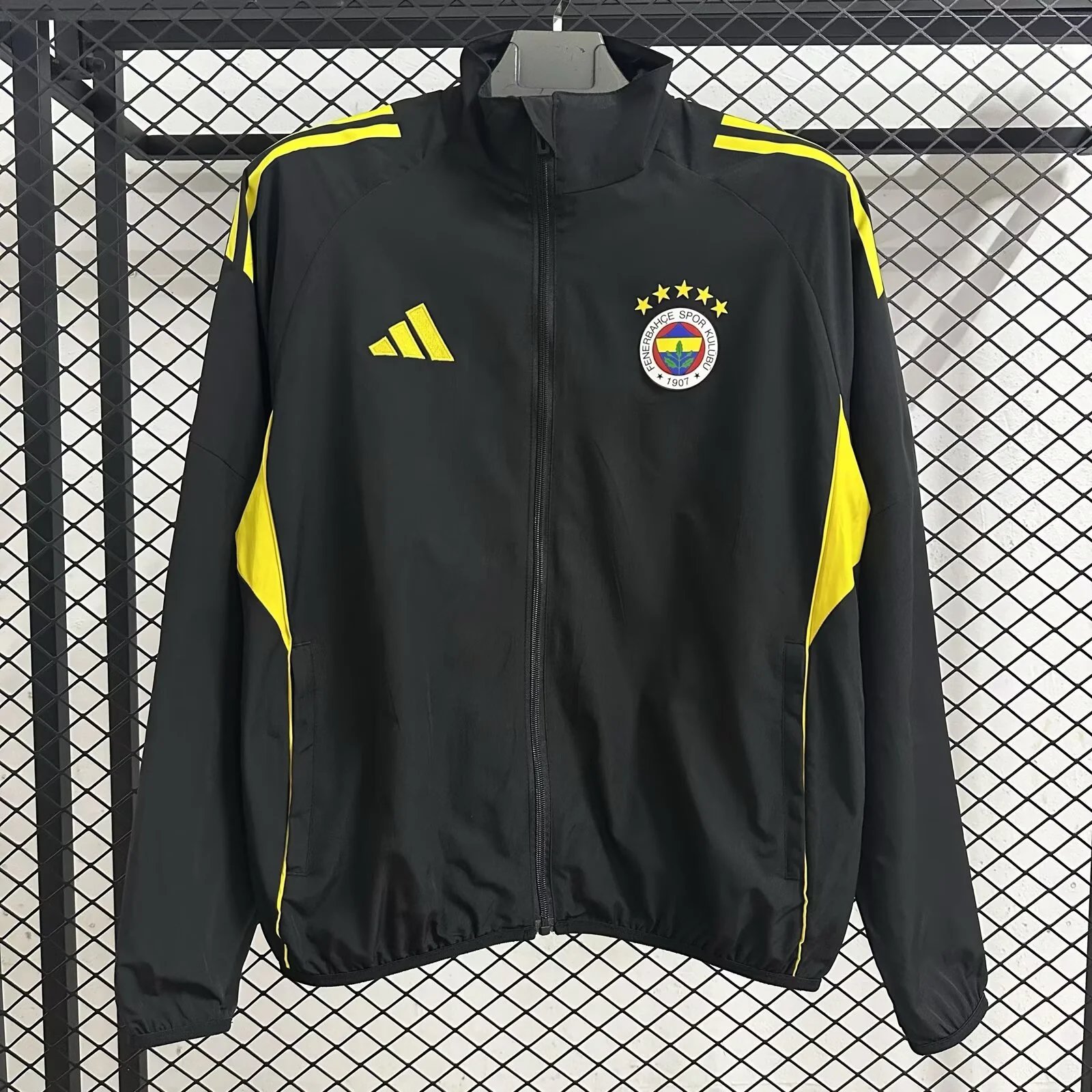 2025/2026 Fenerbahce Windbreaker Black Football Shirt